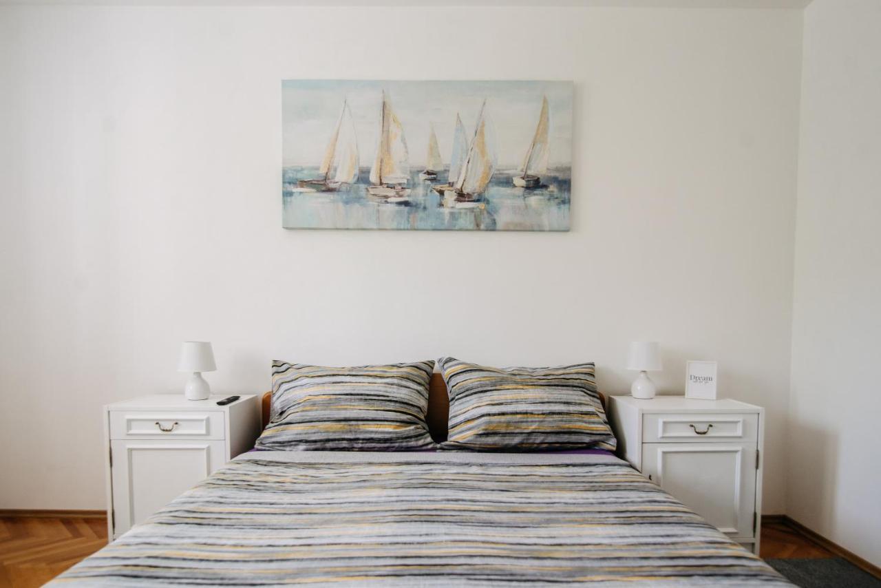 Sunnynest Apartment - 3Br Apt With Free Parking & Wi-Fi, Close To Lapad Bay Beach Dubrownik Zewnętrze zdjęcie